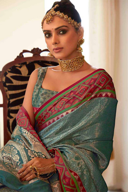 Emrald Green Woven Kanjivaran Silk Saree with Blouse