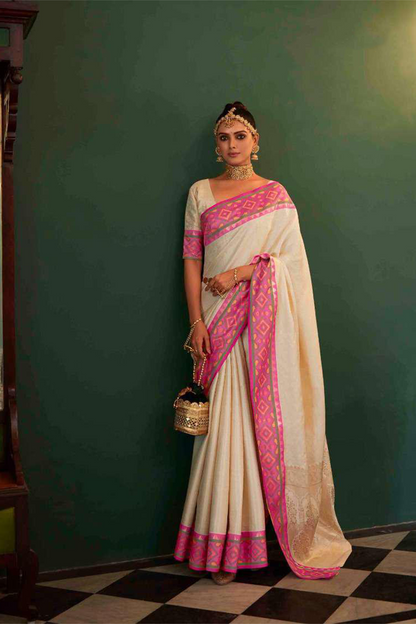 Beautiful Pink and Pearl Woven Kanjivaran Silk Saree with Blouse