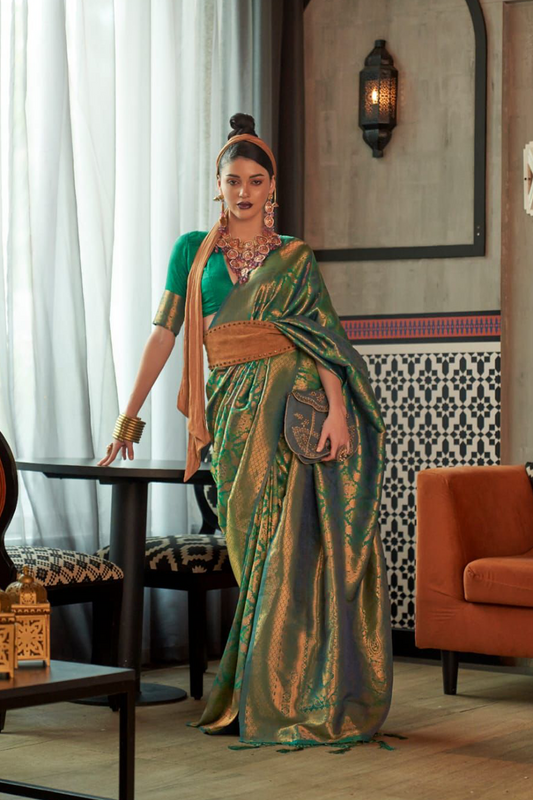 Ambikam Royal Green Two Toned kanjivaram Saree with Blouse